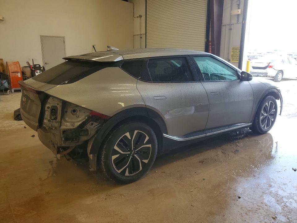 2024 KIA EV6 Wind