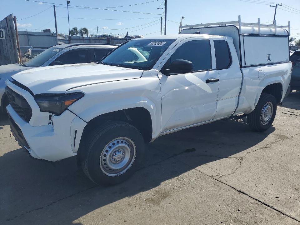 2025 Toyota Tacoma SR