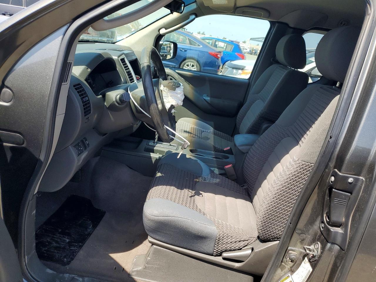 2009 Nissan Frontier SE V6