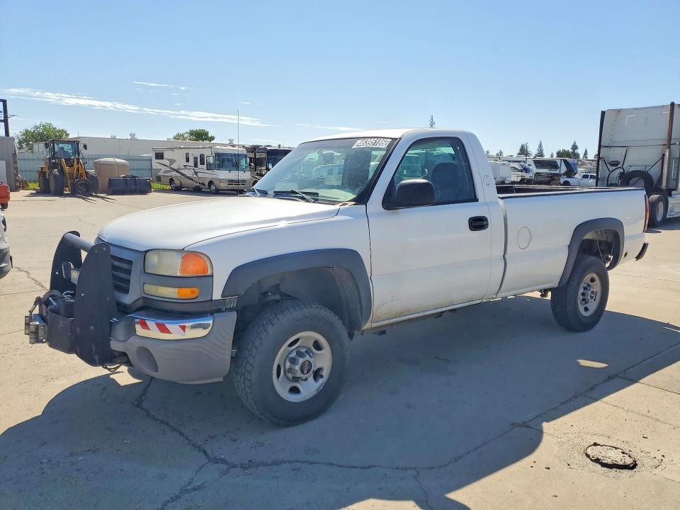 2004 GMC Sierra K2500 Heavy Duty