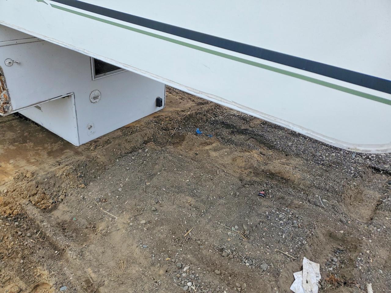 2004 Palomino 2004 Vanguard Maverick Camper