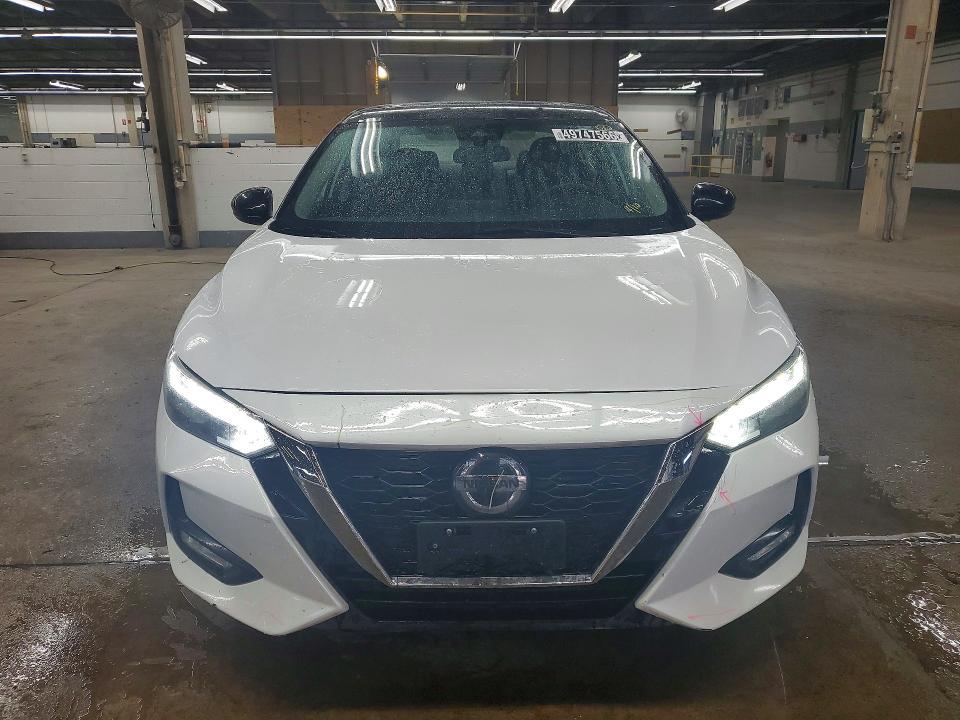 2021 Nissan Sentra sr