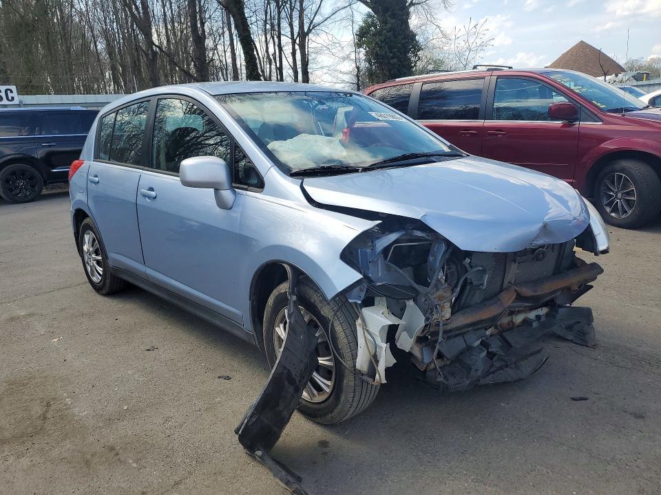 2010 Nissan Versa 1.8 s