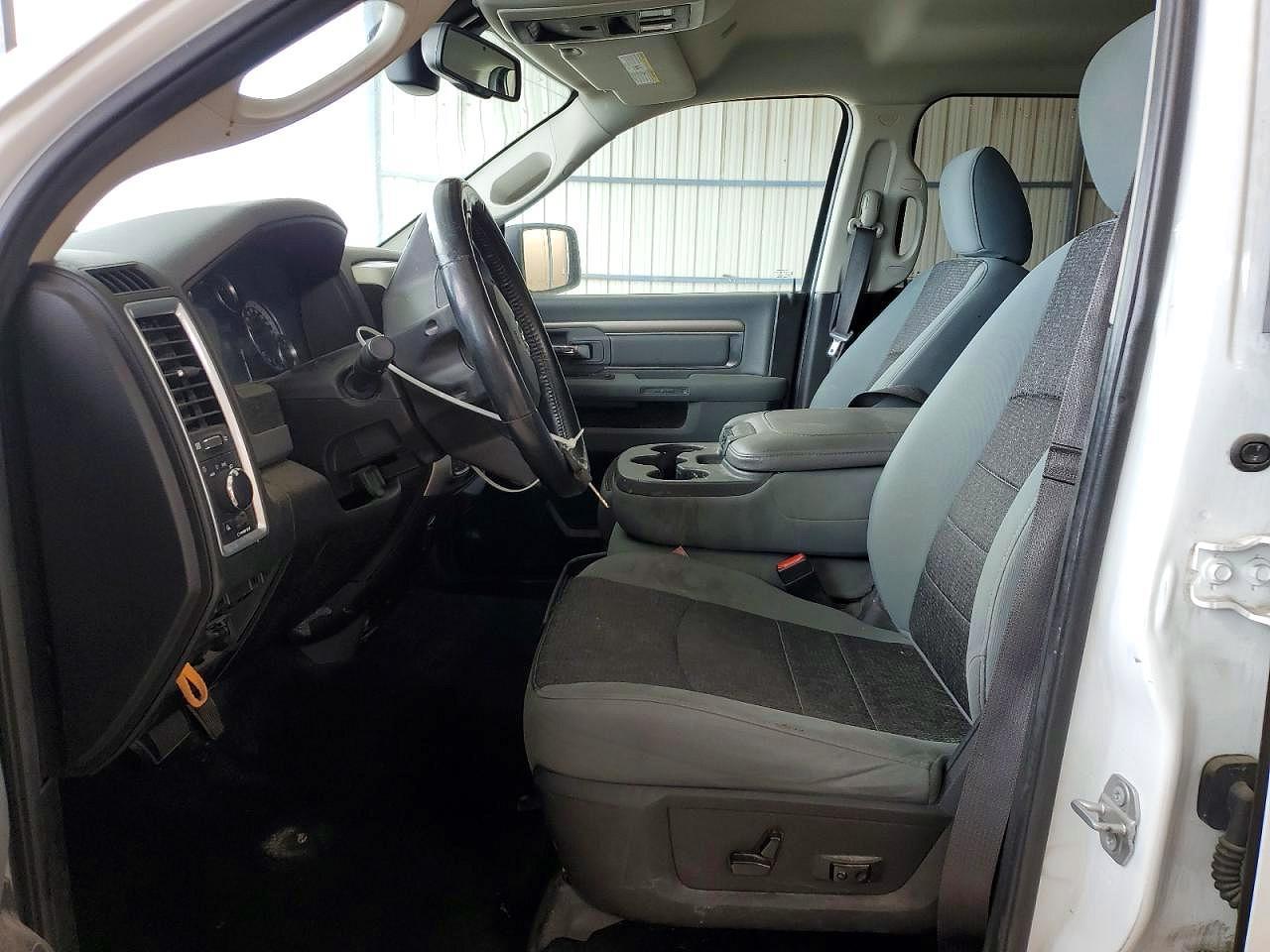 2019 Dodge RAM 1500 Classic SLT