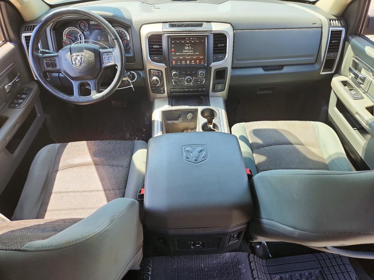 2014 Dodge RAM 1500 SLT