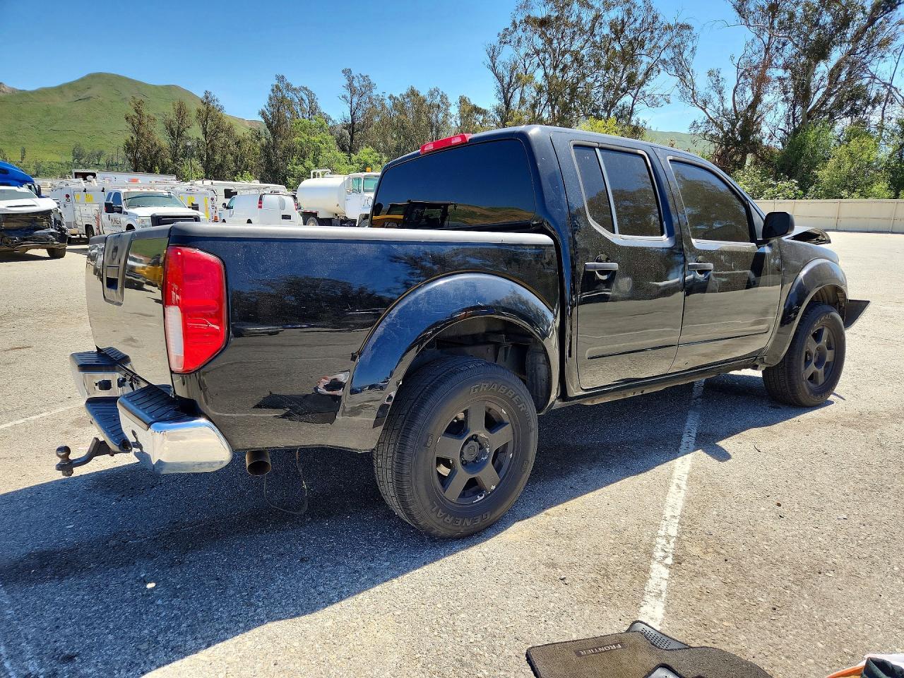 2005 Nissan Frontier SE