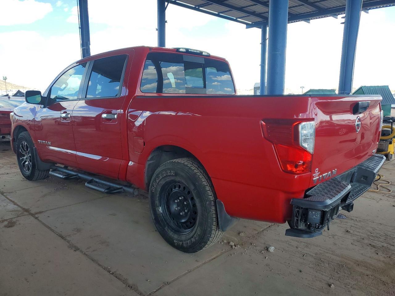 2021 Nissan Titan SV