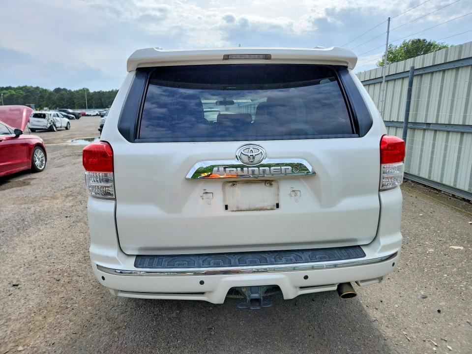 2011 Toyota 4runner SR5