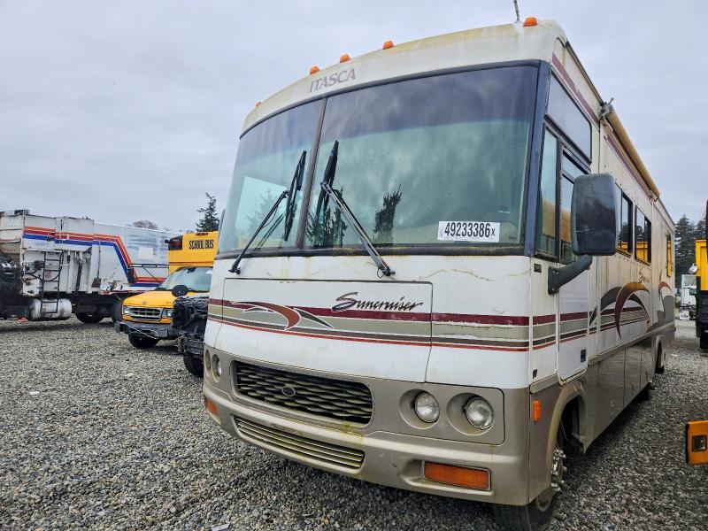 2001 Itasca Recreational Vehicle (RV)