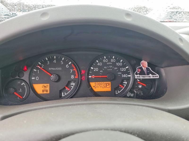 2011 Niss Frontier SV V6