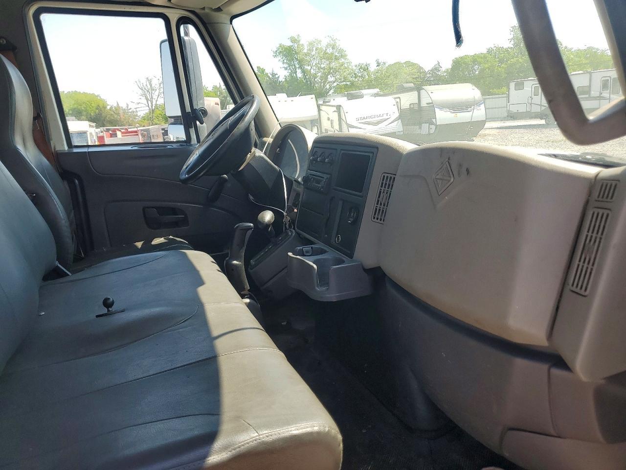 2012 International 4300 Flatbed Truck