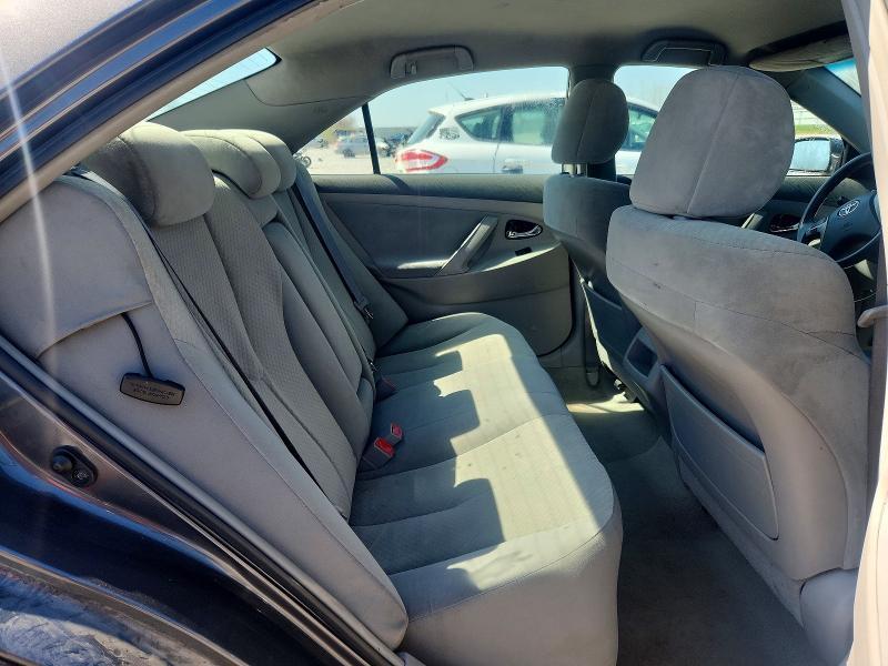 2009 Toyota Camry le