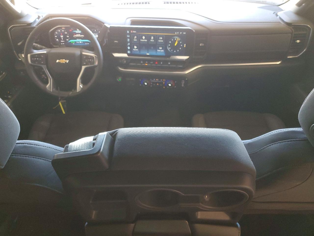 2026 Chevrolet Silverado C1500 LT
