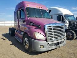 Freigliner 2012 Freightliner Cascadi salvage cars for sale: 2012 Freigliner 2012 Freightliner Cascadia 113 Semi Truck
