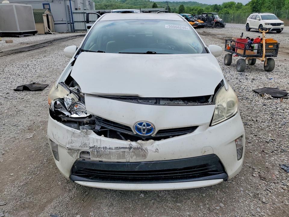 2014 Toyota Prius two