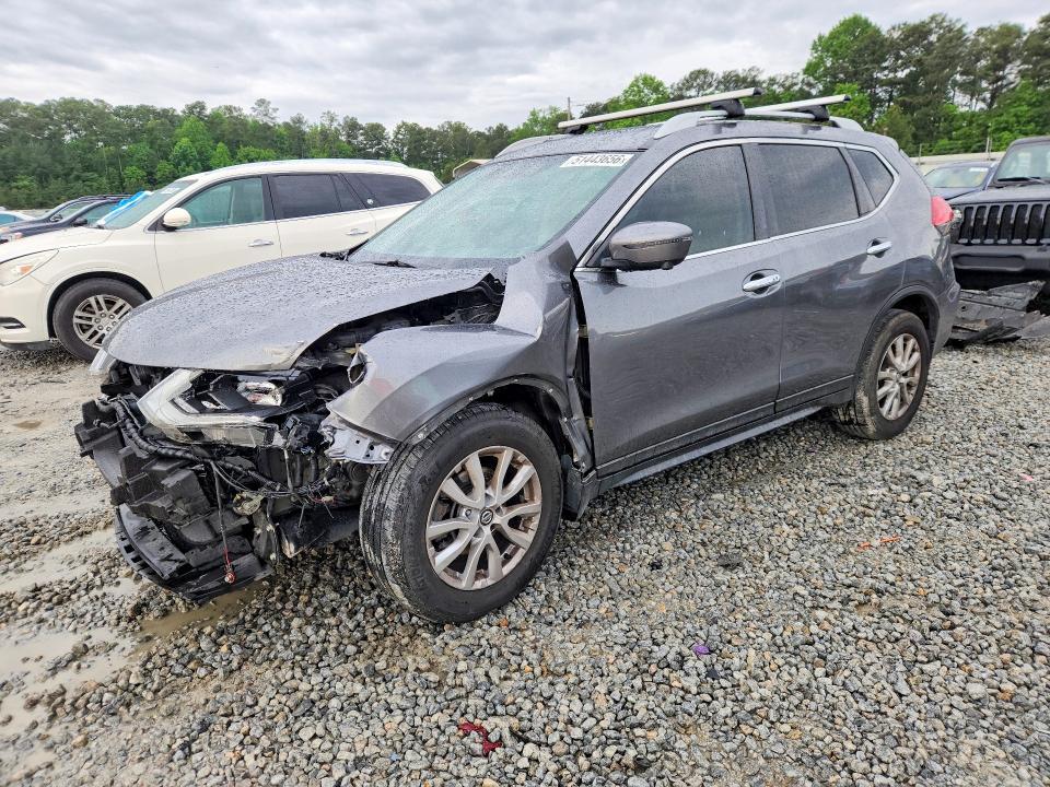 2017 Nissan Rogue sv