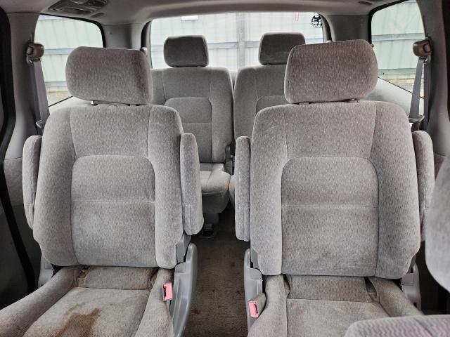 2005 KIA Sedona lx