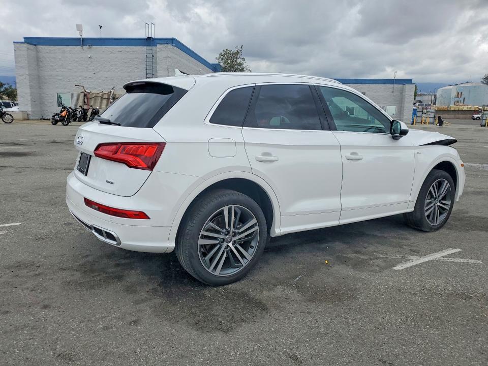 2020 Audi Q5 e Premium Plus