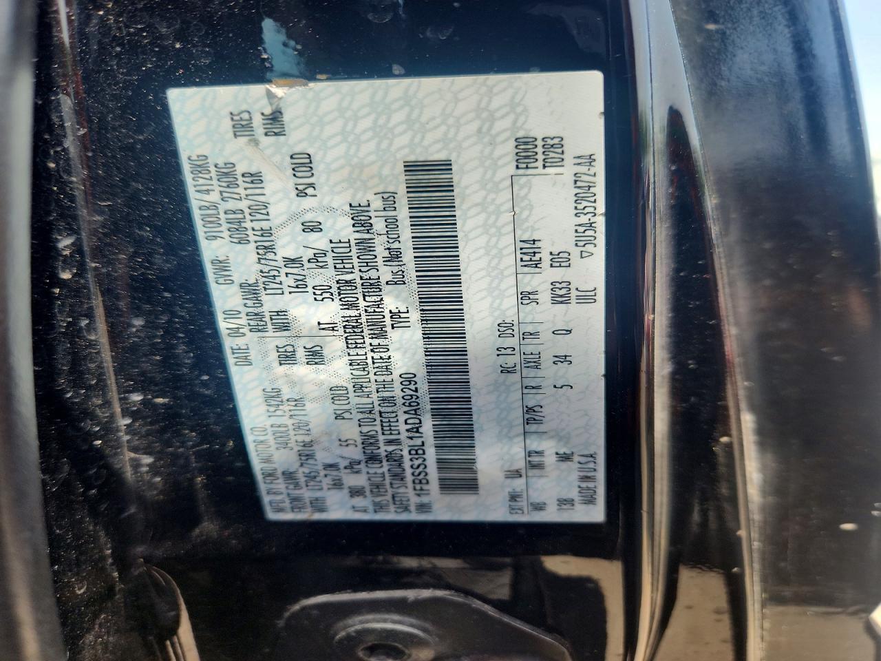 2010 Ford Econoline E350 Super Duty Wagon