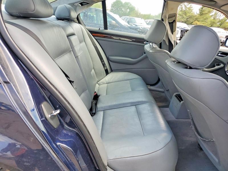 2002 BMW 330 xi