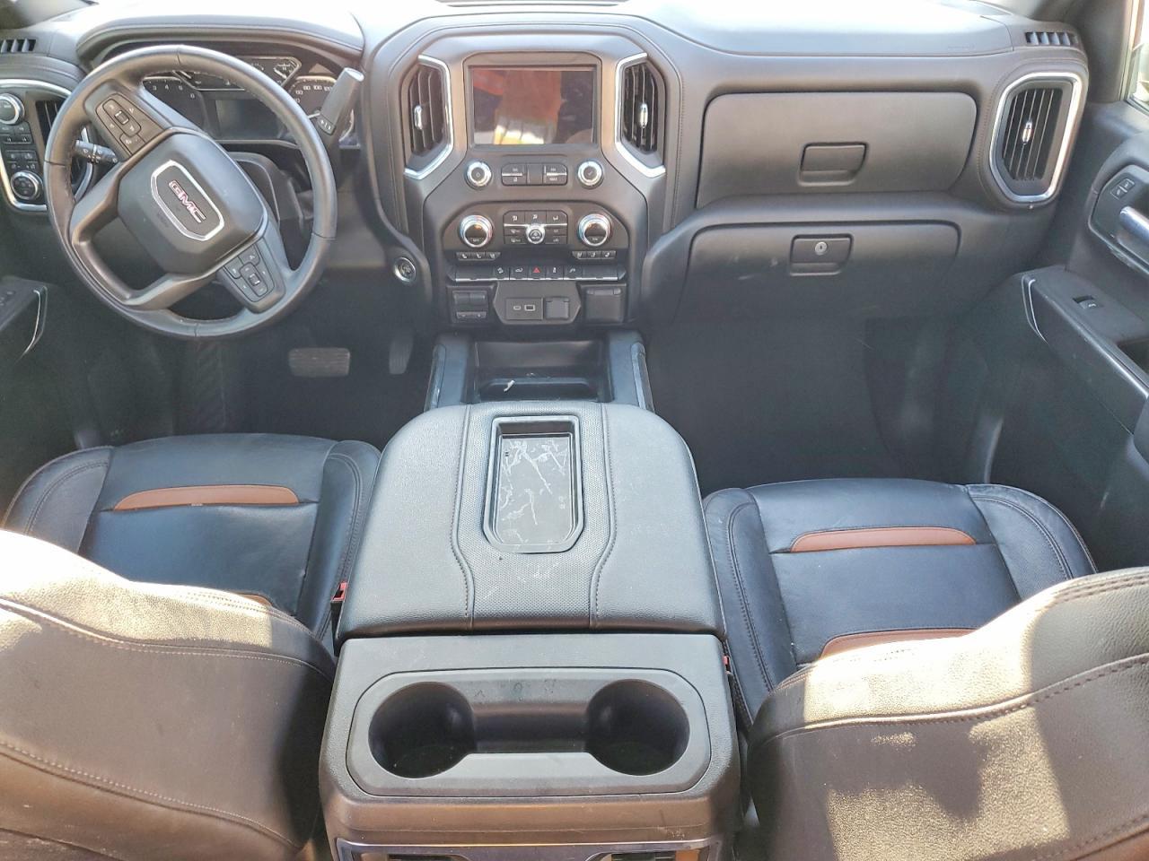 2021 GMC Sierra K1500 AT4