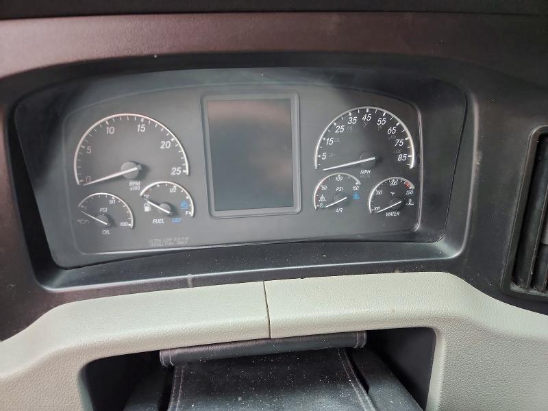 2020 Freightliner Cascadia 116 Semi Truck