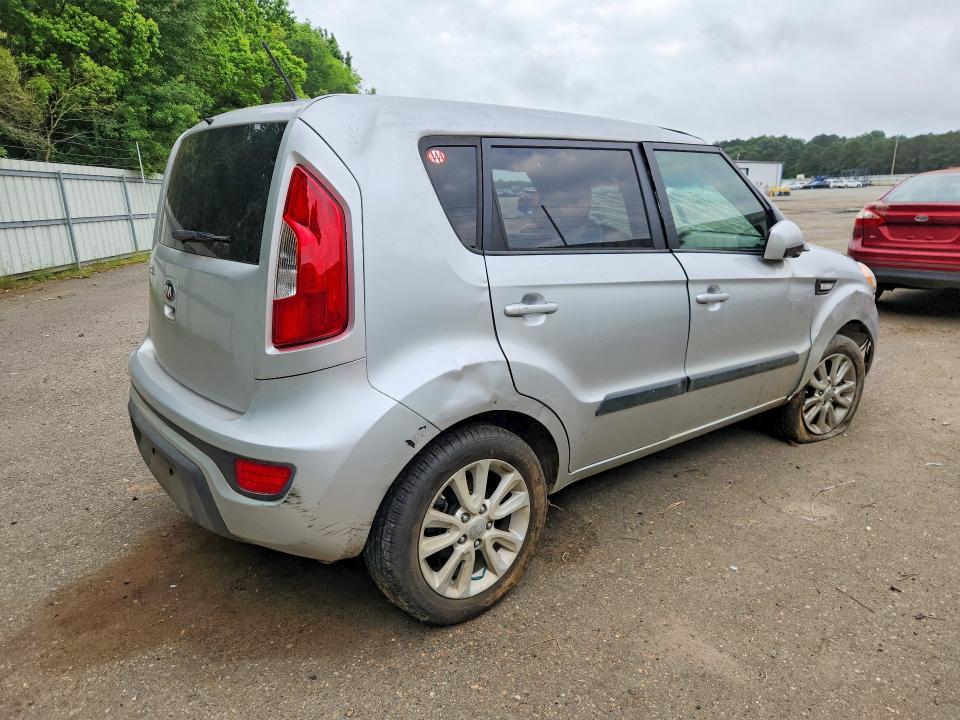 2013 KIA Soul Base