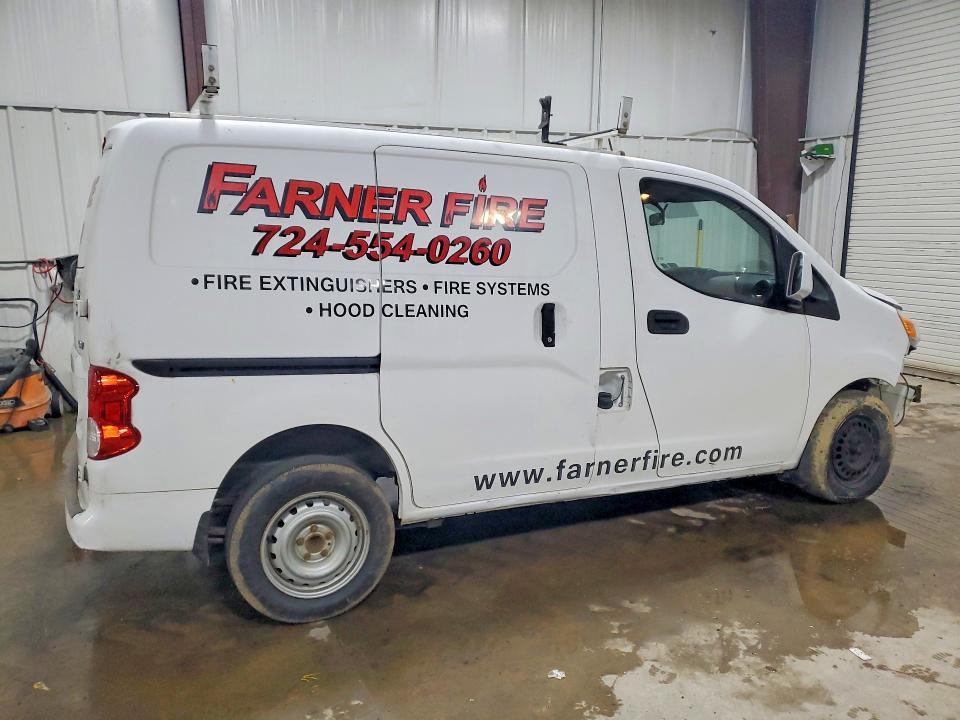 2017 Nissan NV200 SV