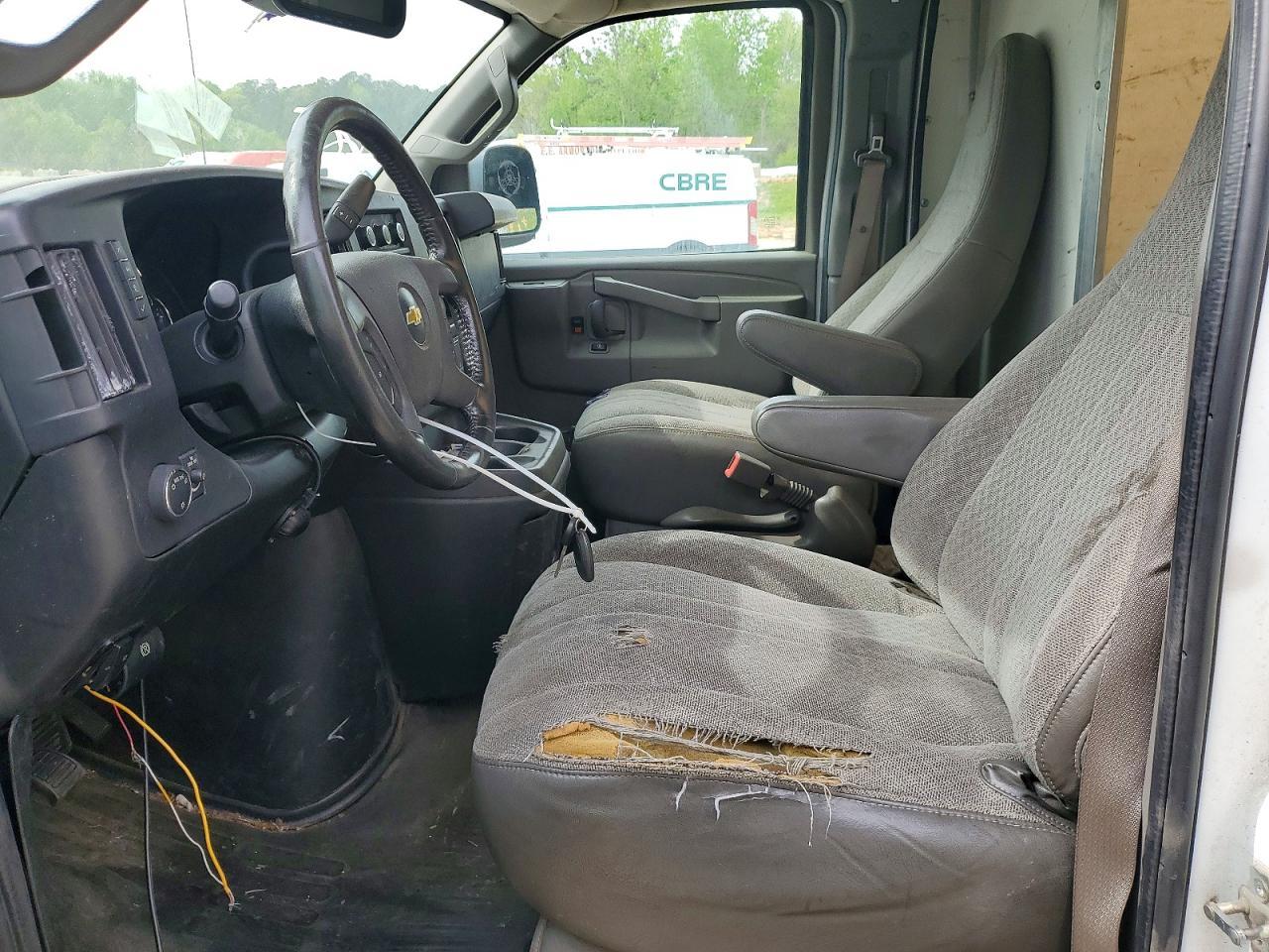 2021 Chevrolet Express Delivery Truck