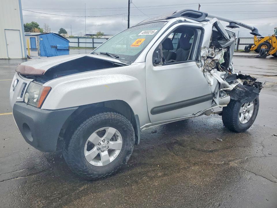 2012 Nissan Xterra x