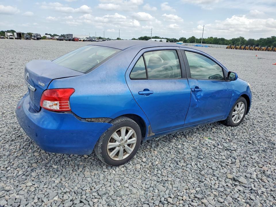 2009 Toyota Yaris Base