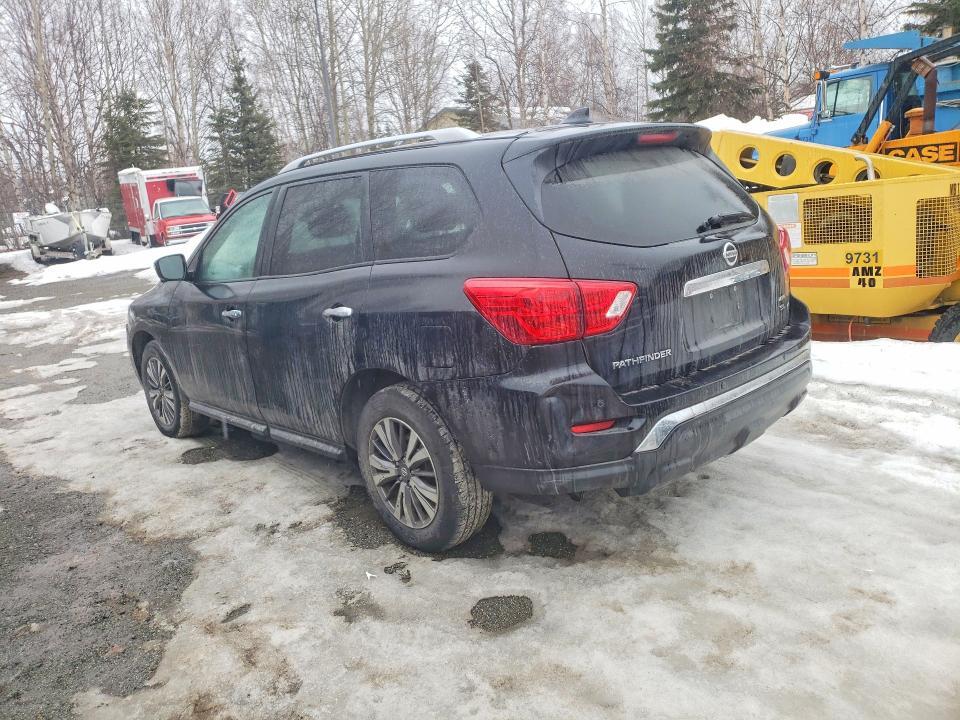 2019 Nissan Pathfinder sl