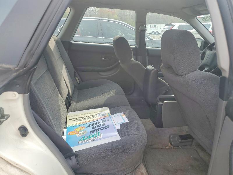 2000 Subaru Legacy Outback awp