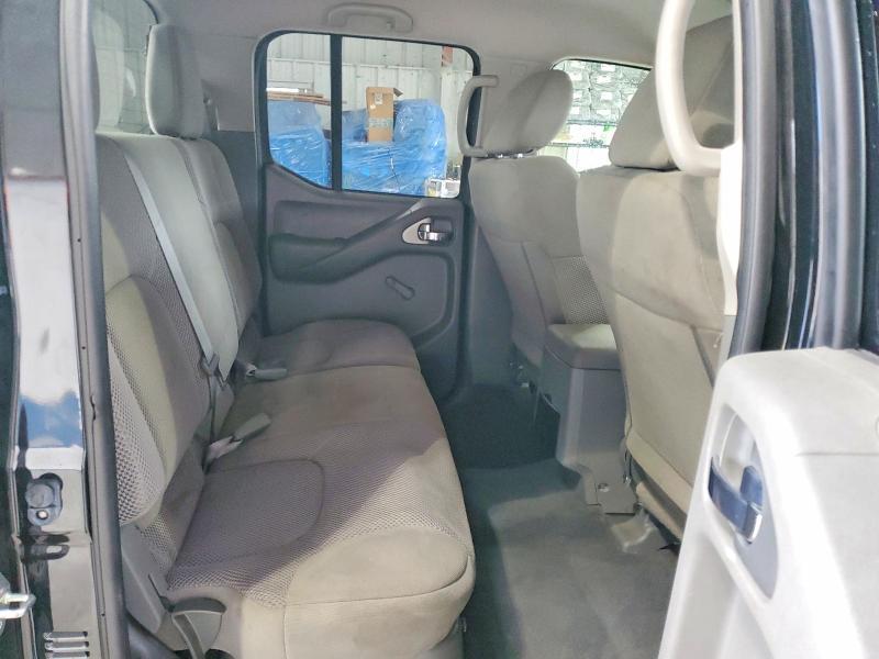2019 Nissan Frontier s