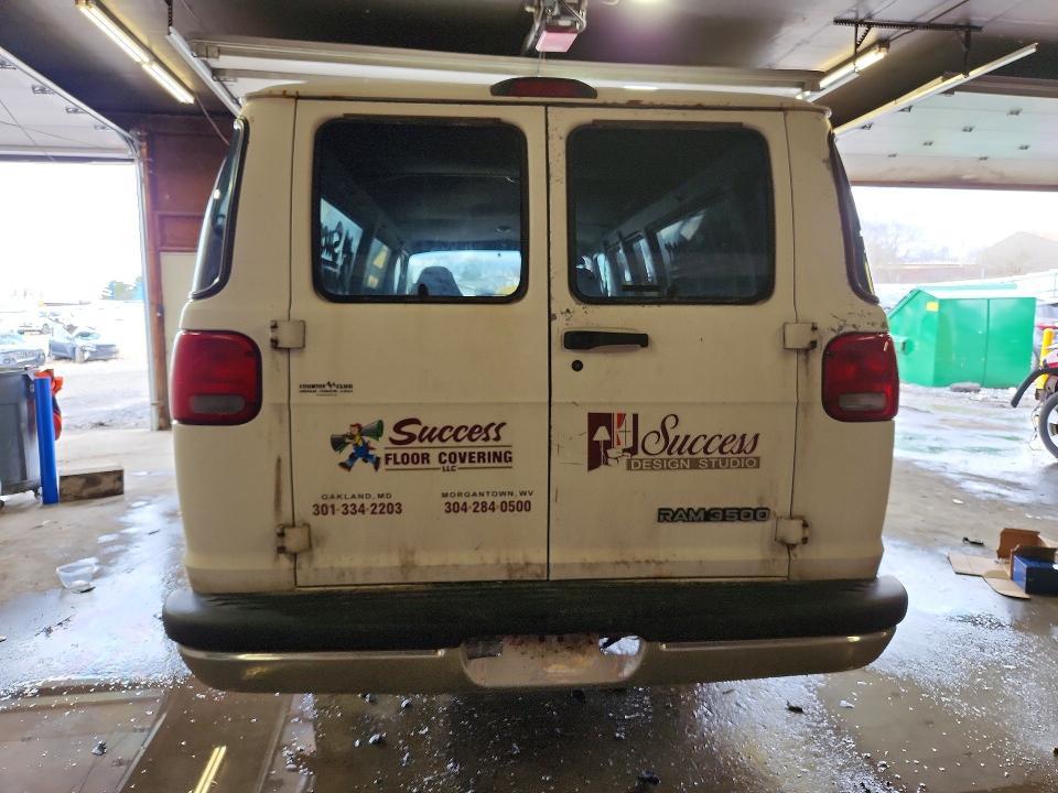 1996 Dodge Ram Wagon B3500