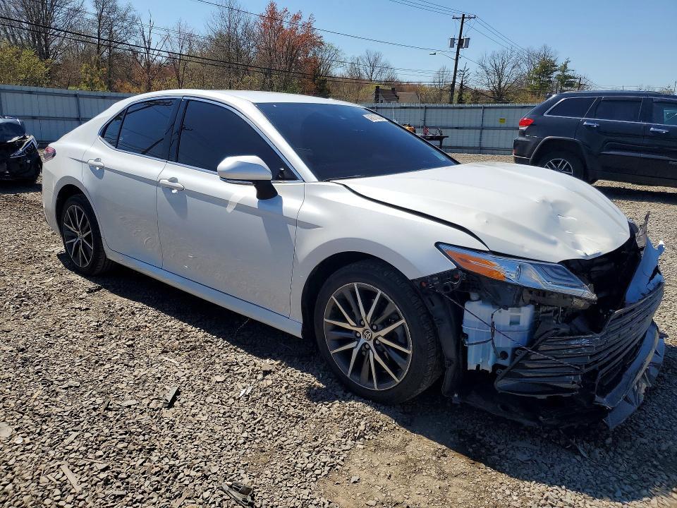 2021 Toyota Camry xle