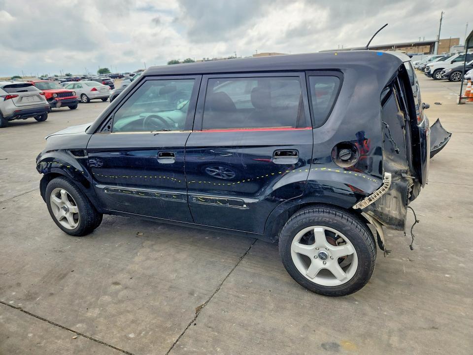 2010 KIA Soul +