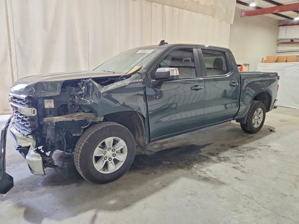 2025 Chevrolet Silverado K1500 LT