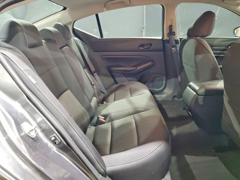 2024 Nissan Altima sv