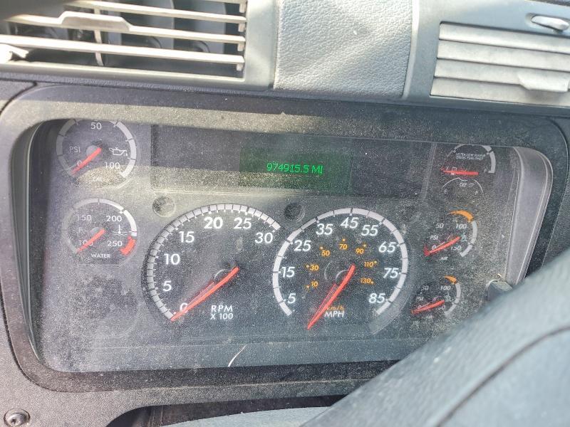 2018 Freightliner Cascadia 125 Semi Truck