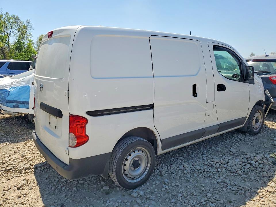 2021 Nissan NV200 S