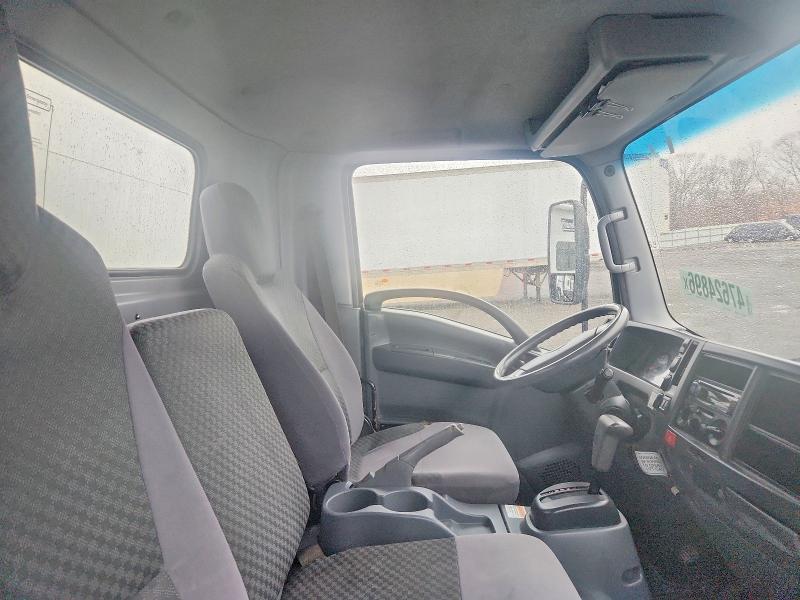 2015 Isuzu NPR HD BOX Truck