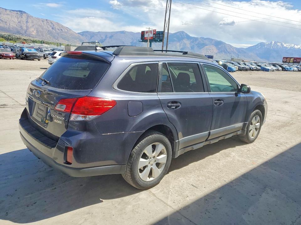 2011 Subaru Outback 2.5i Limited