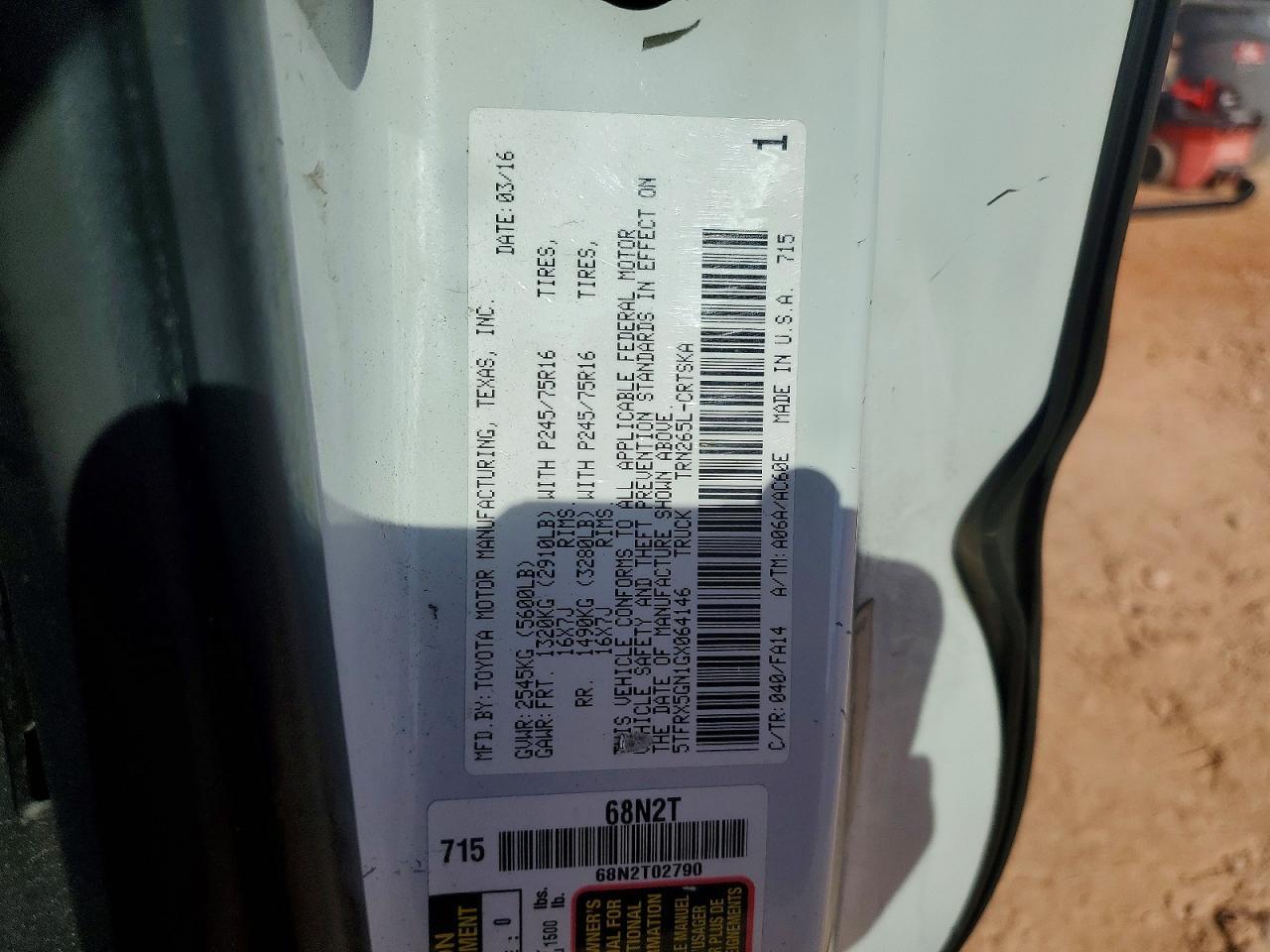 2016 Toyota Tacoma SR