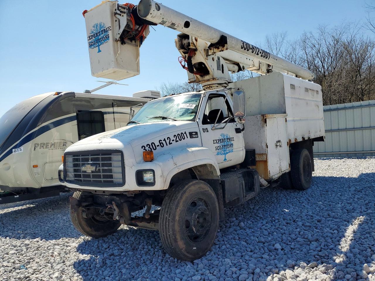 2000 Chevrolet C-SERIES C7H042