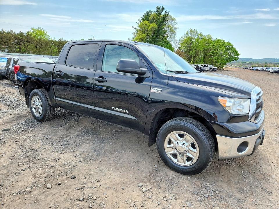 2013 Toyota Tundra Crewmax SR5