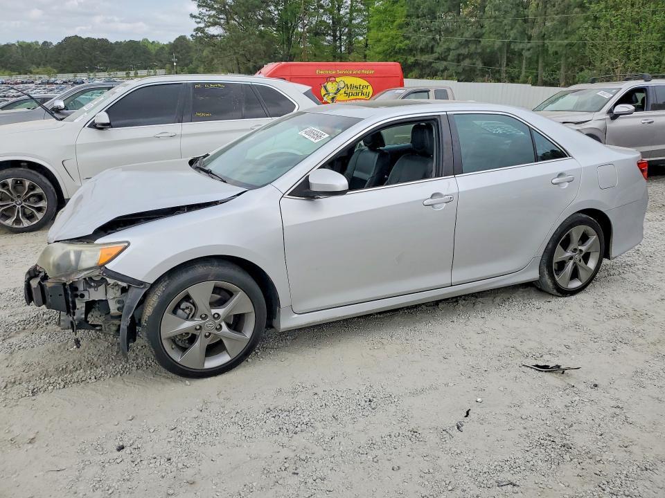 2014 Toyota Camry se V6