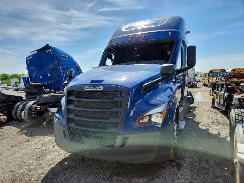 2023 Freigliner 2023 Freightliner Cascadia 126 Semi Truck