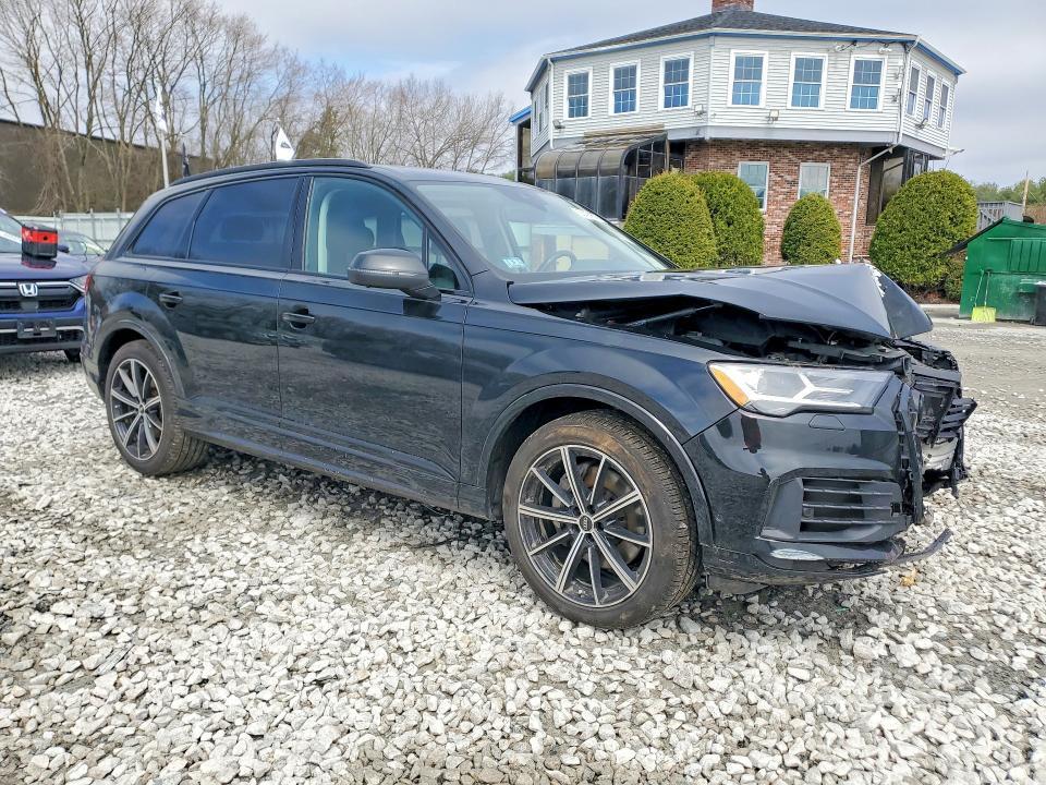 2022 Audi Q7 Prestige