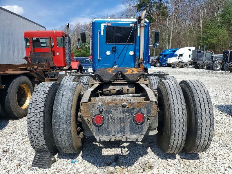 1995 Freightliner FLD120 Semi Truck